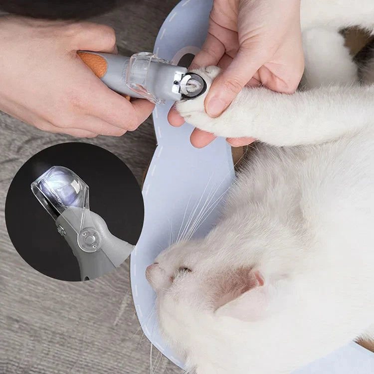 PawFlow Professional Pet Nail Clipper — LED Light & 5x Magnification for Safe Blood Line Detection